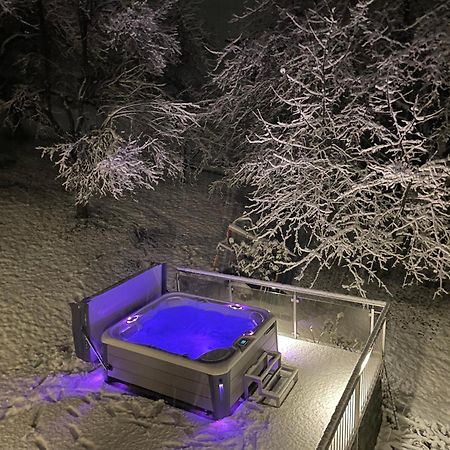 Apart Moidl Mit Privatem Pool Hart im Zillertal Exterior photo